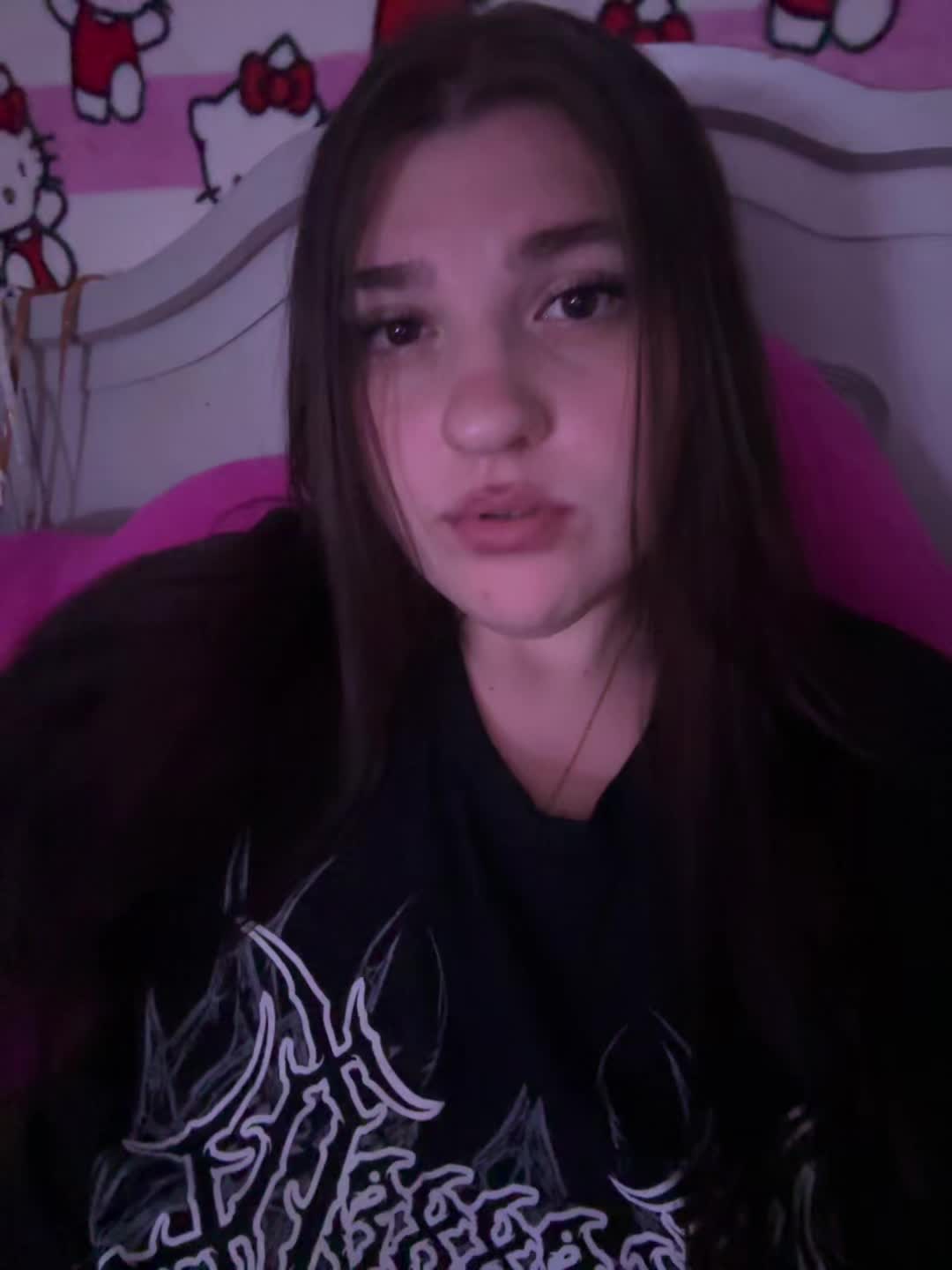 @🖤