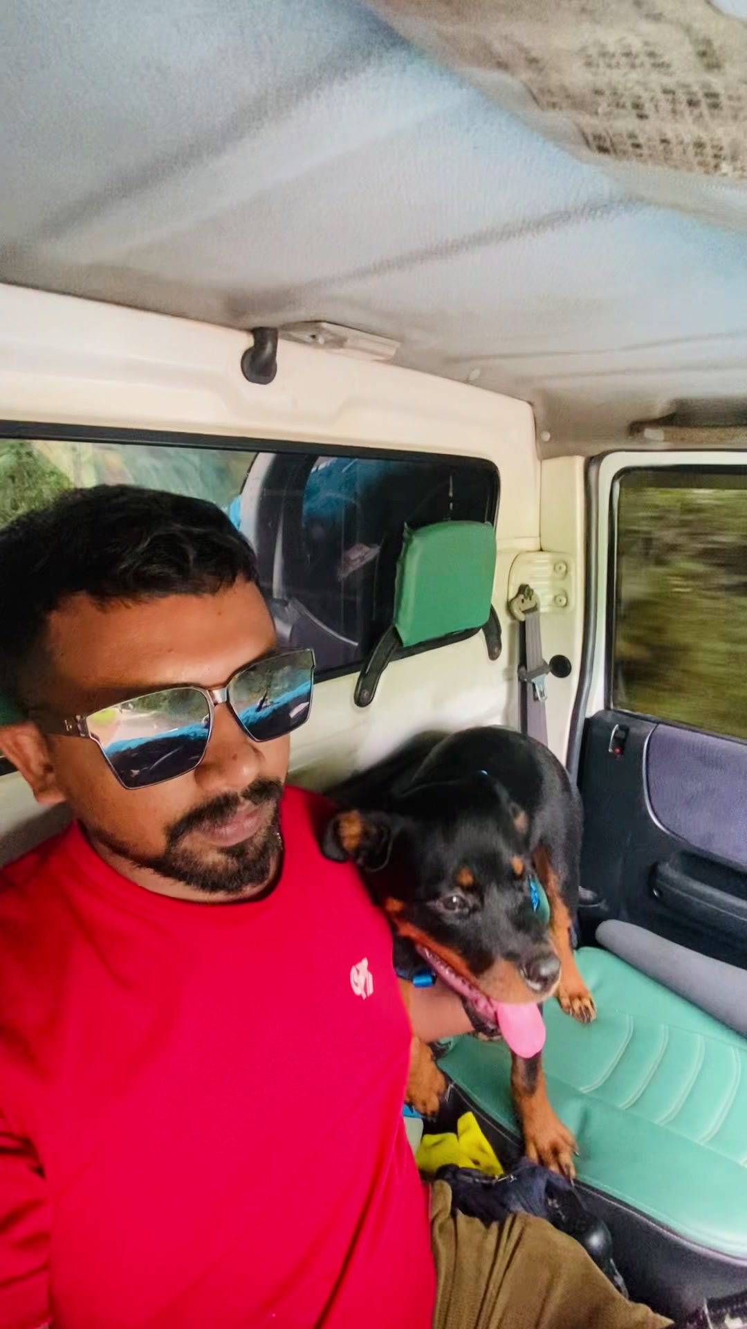 @@iamDinuka 🧜&zwj;♂️🇱🇰
