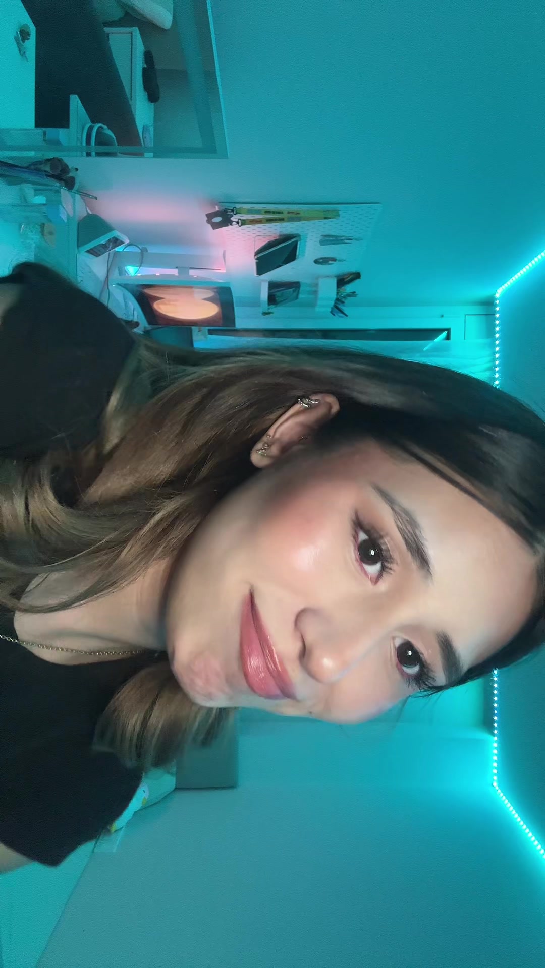 @ValentinaLewensztain