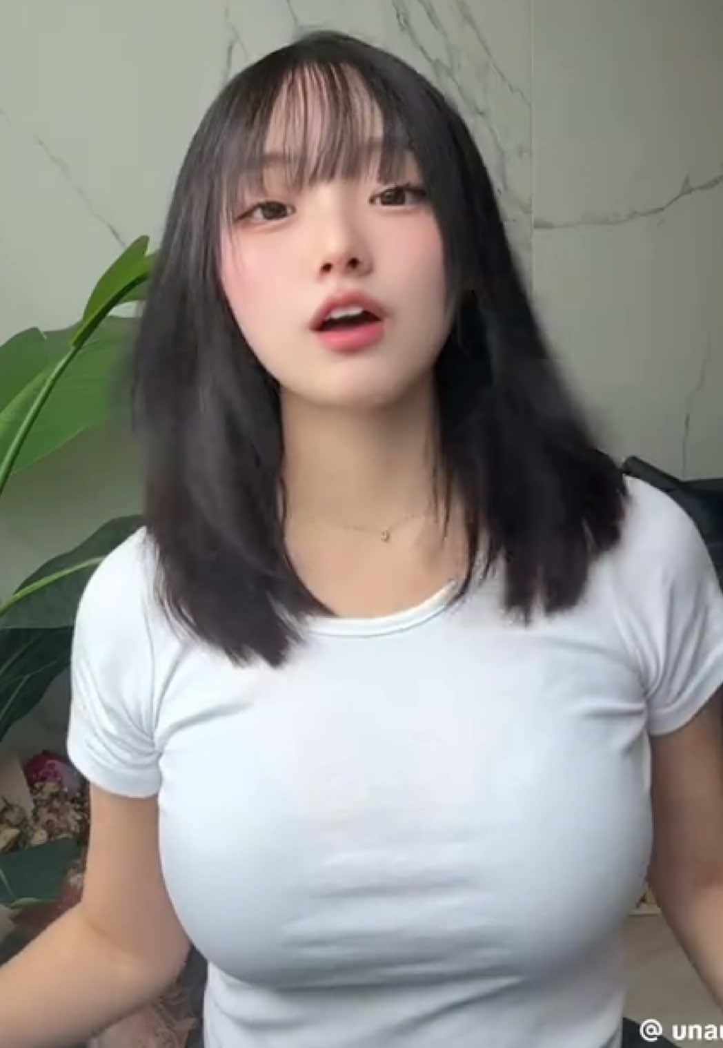 @可愛い子紹介bot