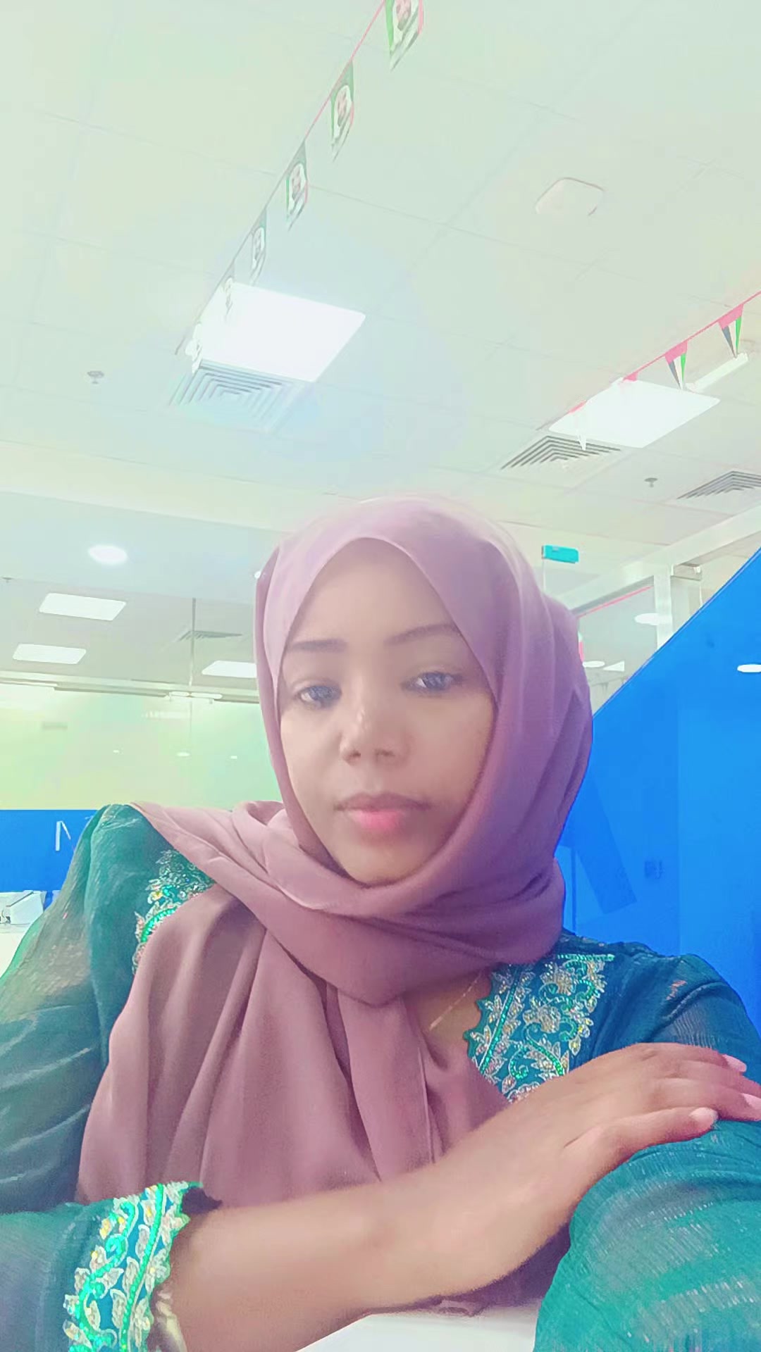 @jasmin nur