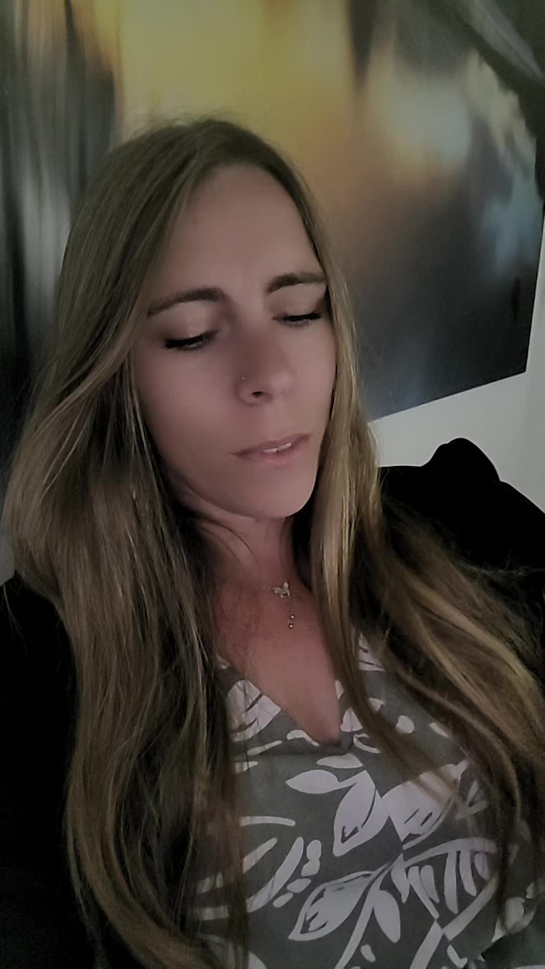 @𝑀𝑒.𝑀𝑦𝑠𝑒𝑙𝑓.𝐴𝑛𝑑.𝐼.🦋