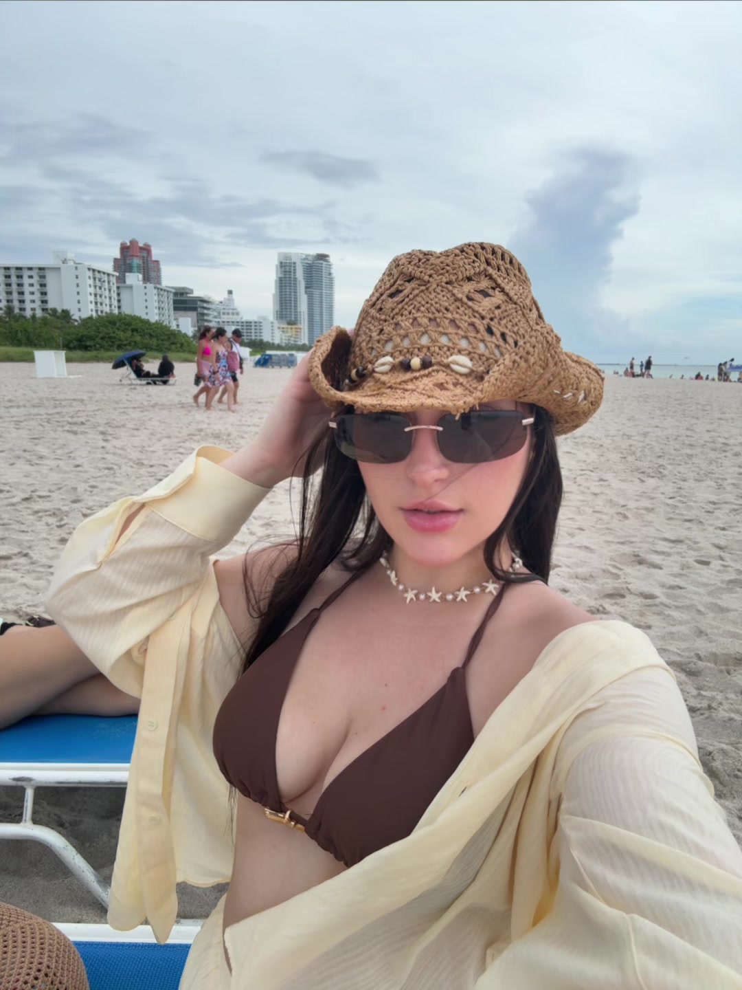 @Lorena🧿