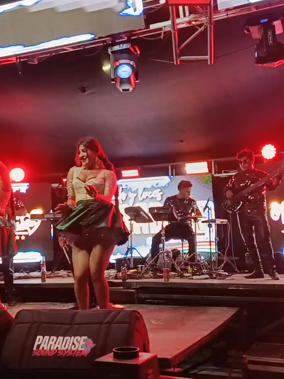 @LAS VANIDOSAS