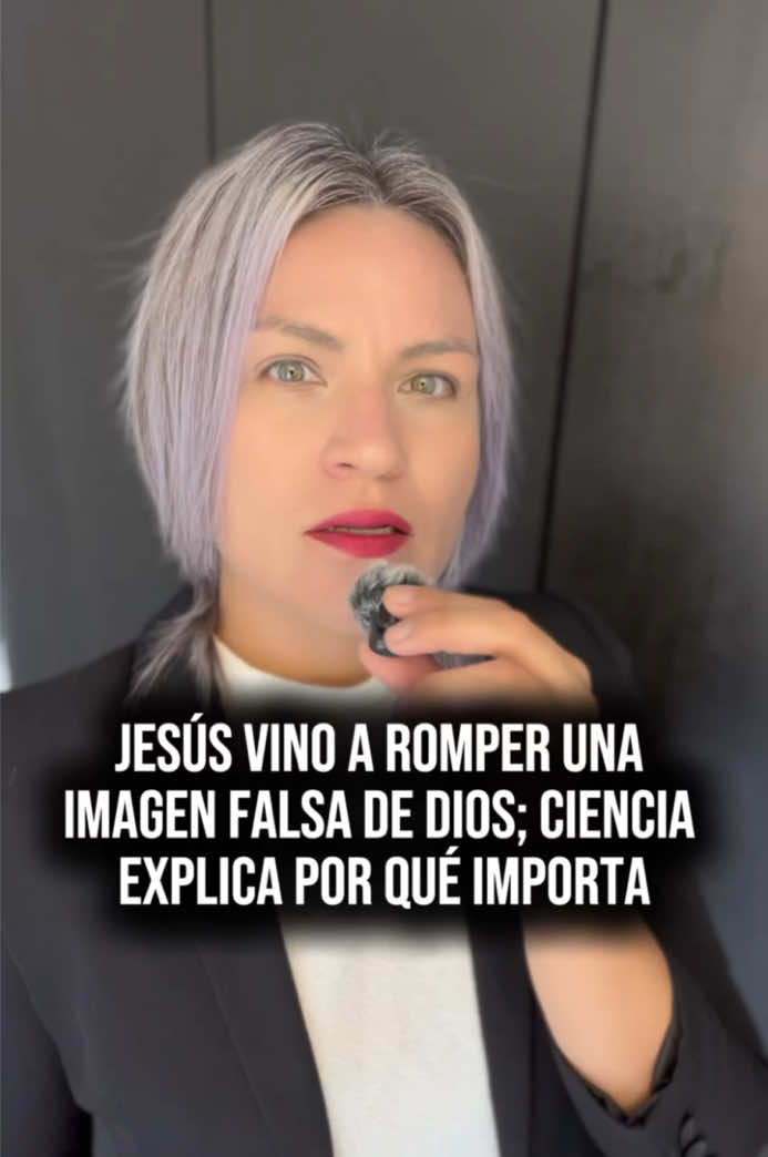@Viridiana Mart&iacute;nez|Ciencia&Fe