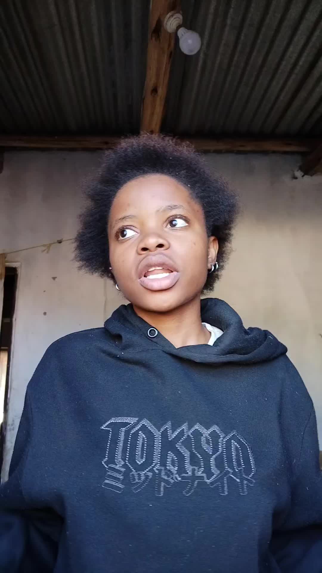 @phomello