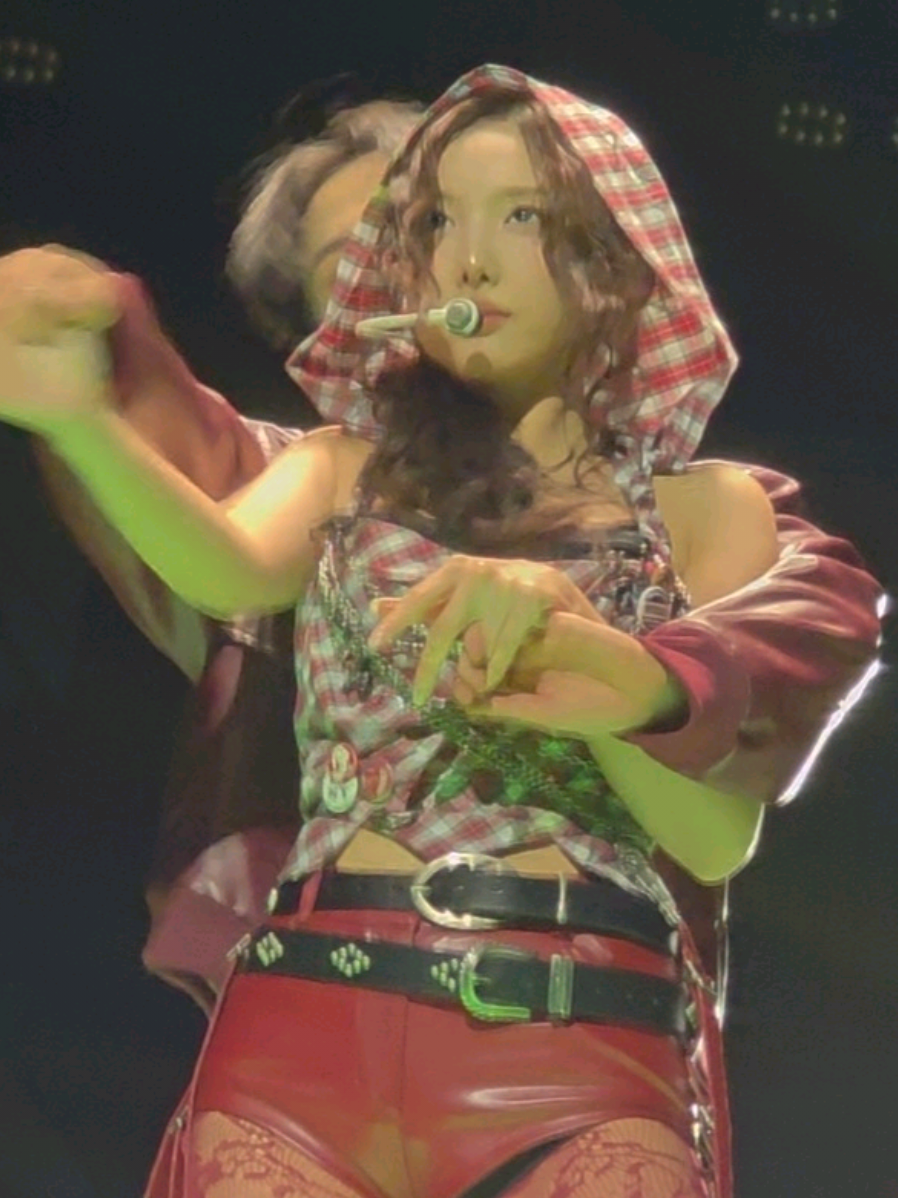 @M&oacute;nica Loves TAEMIN
