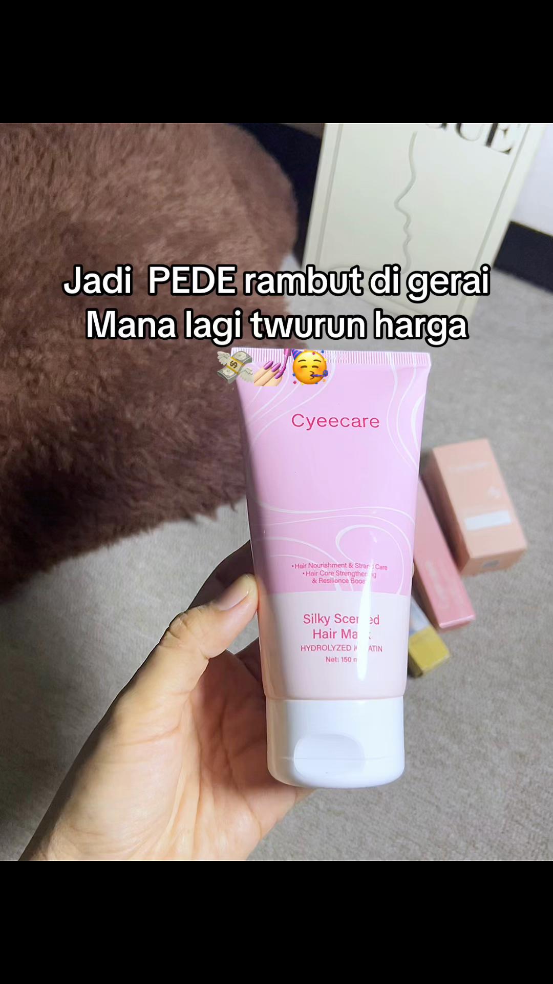 @Miraandyani