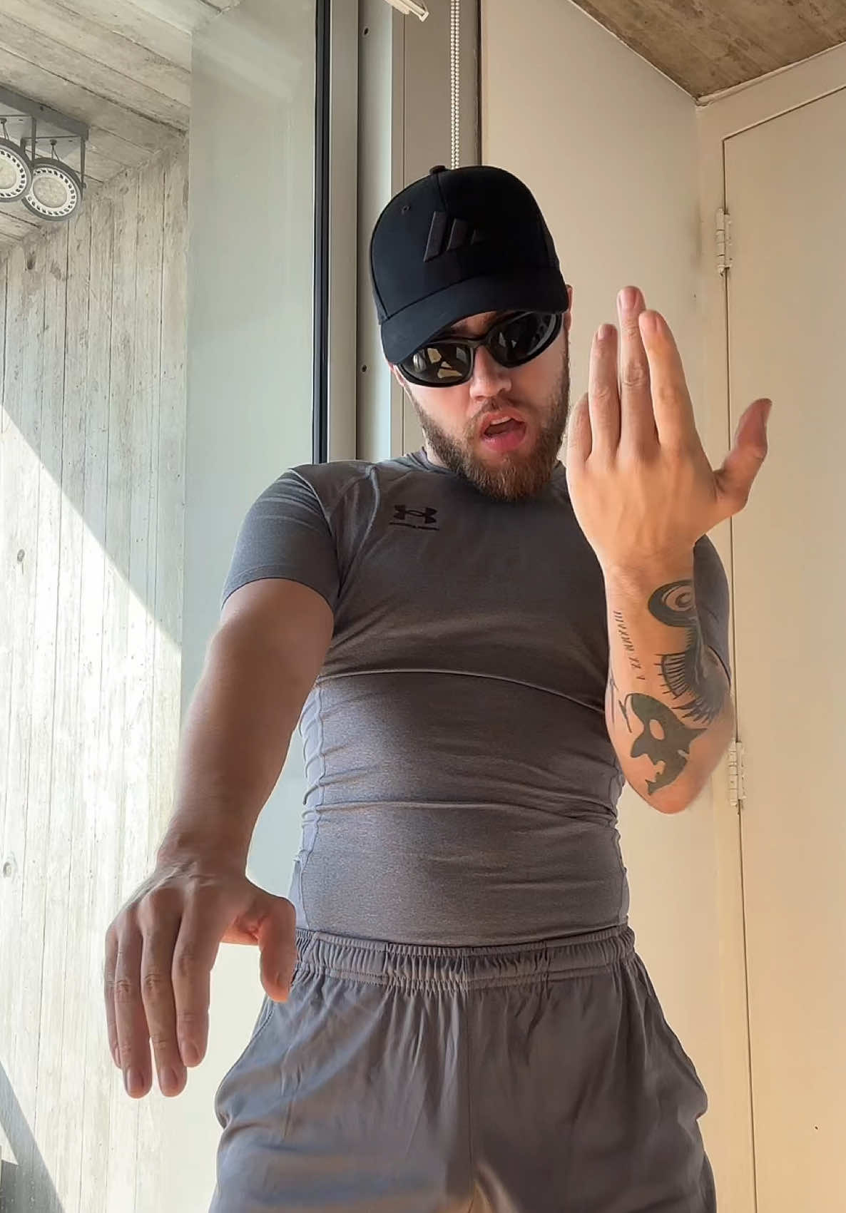 @AgusVibes.co