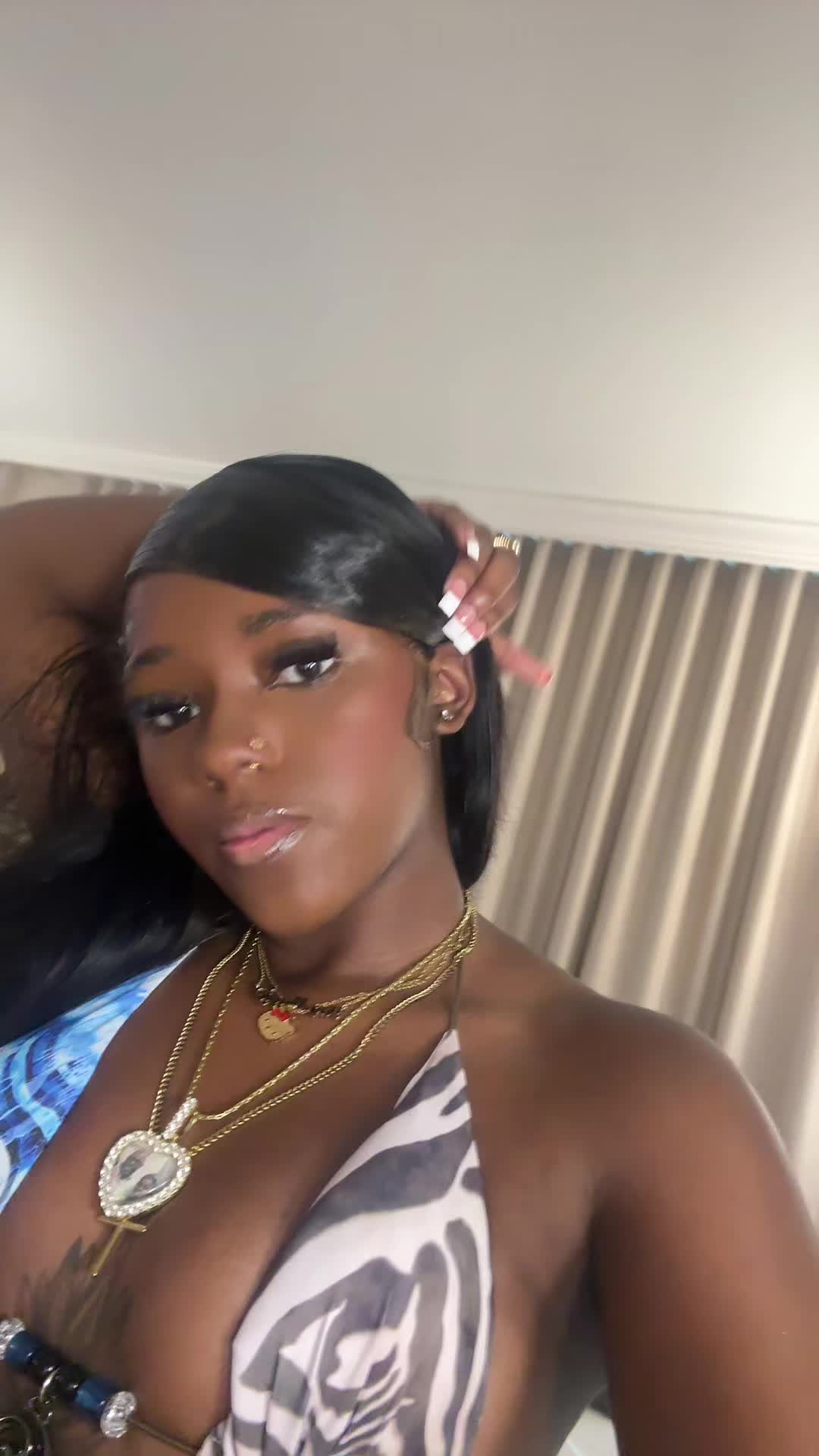 @taymagic 😘