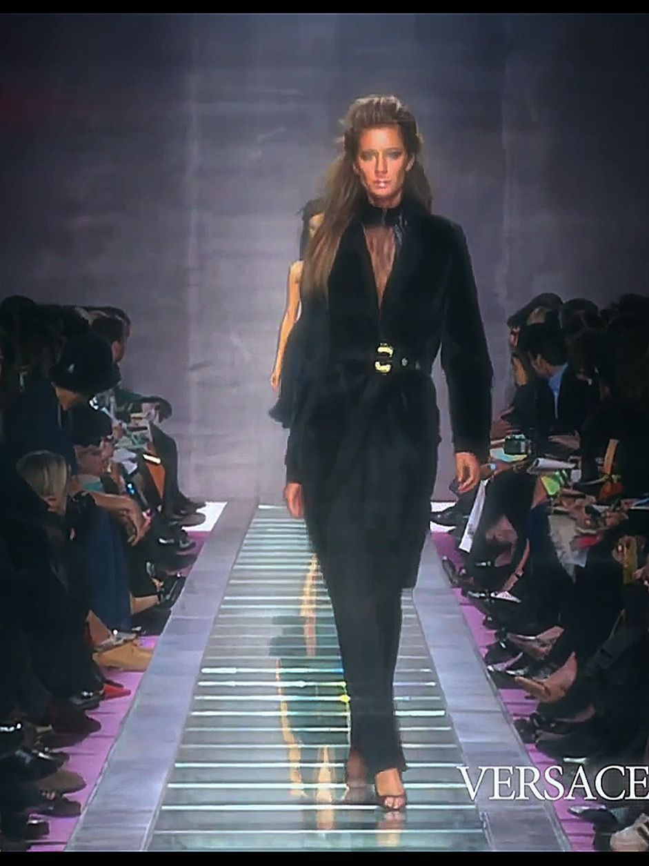 @fashion.runways