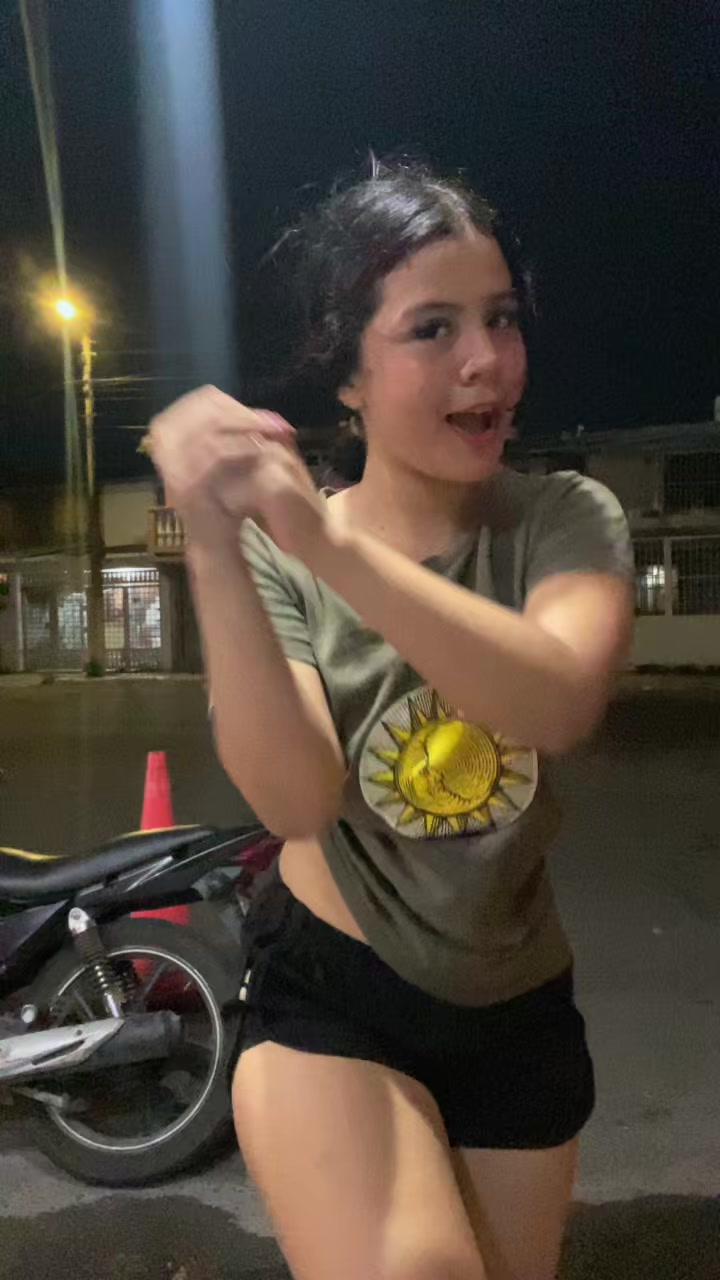 @mj