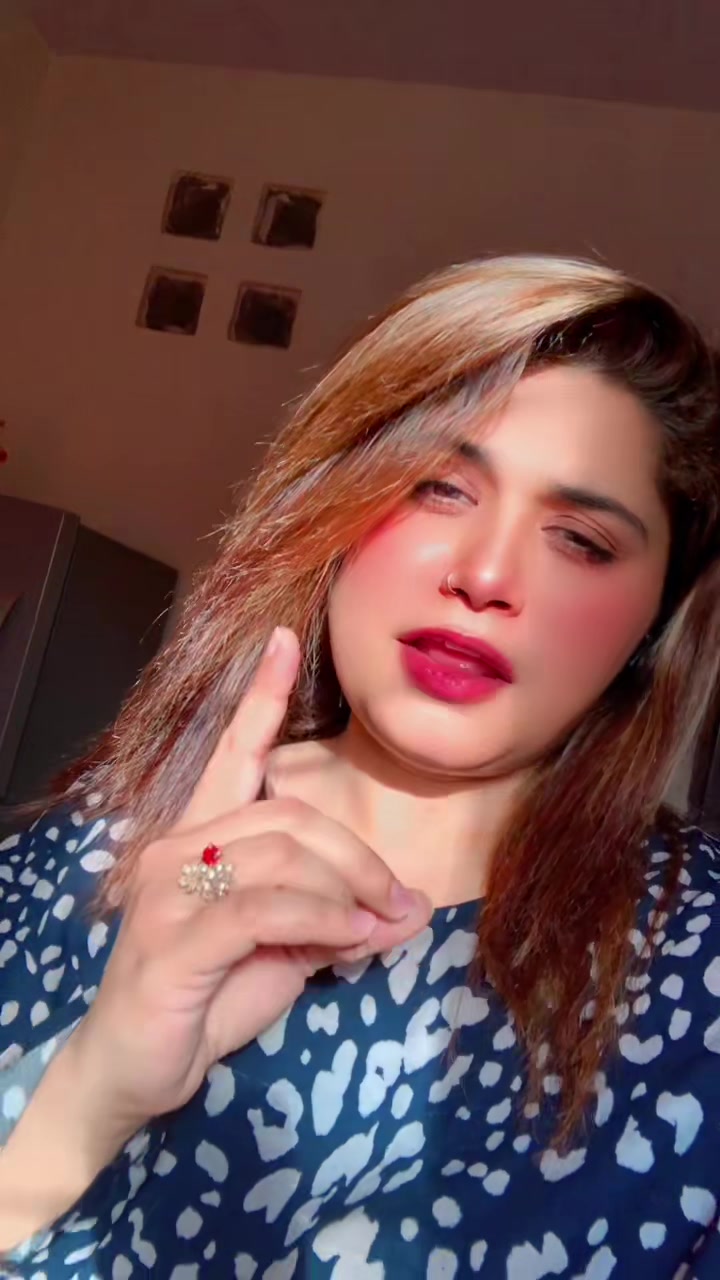@AshU🦋mAliK