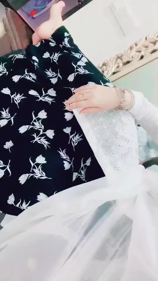 @🦋 𝓩 𝓪 𝓱 𝓻 𝓪 🦋
