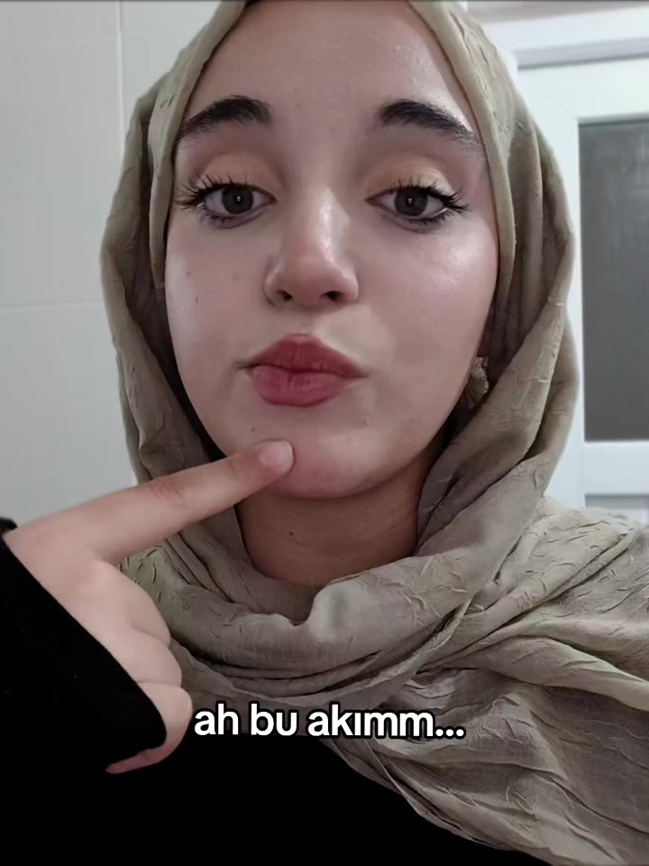 @İloya🫧