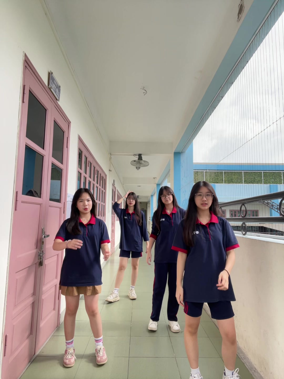 @𝐓𝐡𝐞 𝐃𝟒𝐋