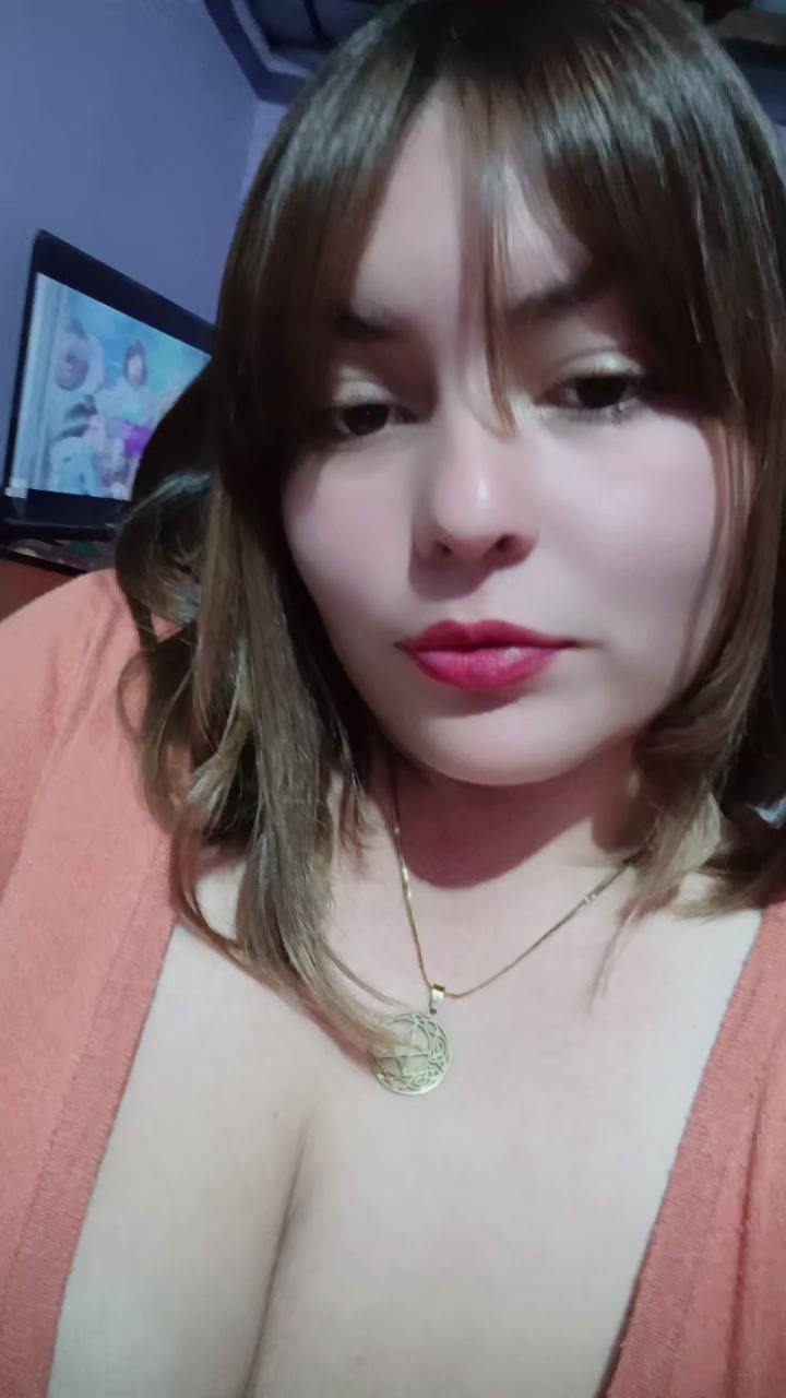 @Fresita🥰💜