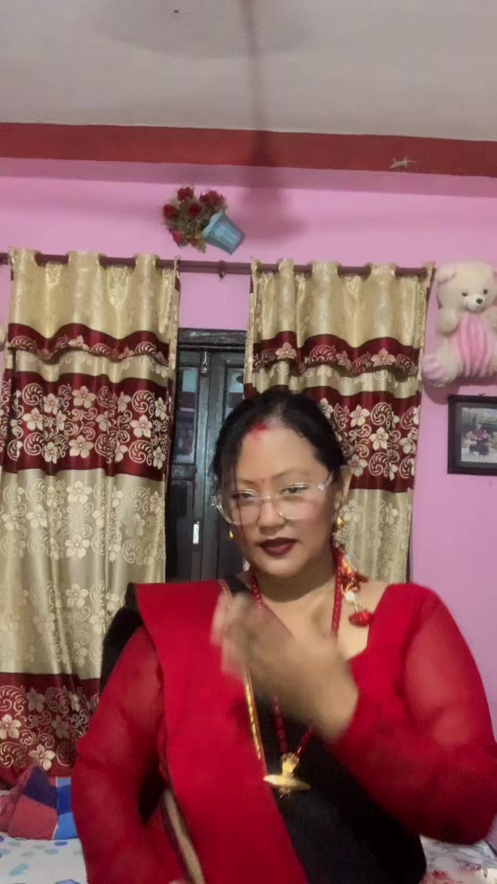 @muna shrestha