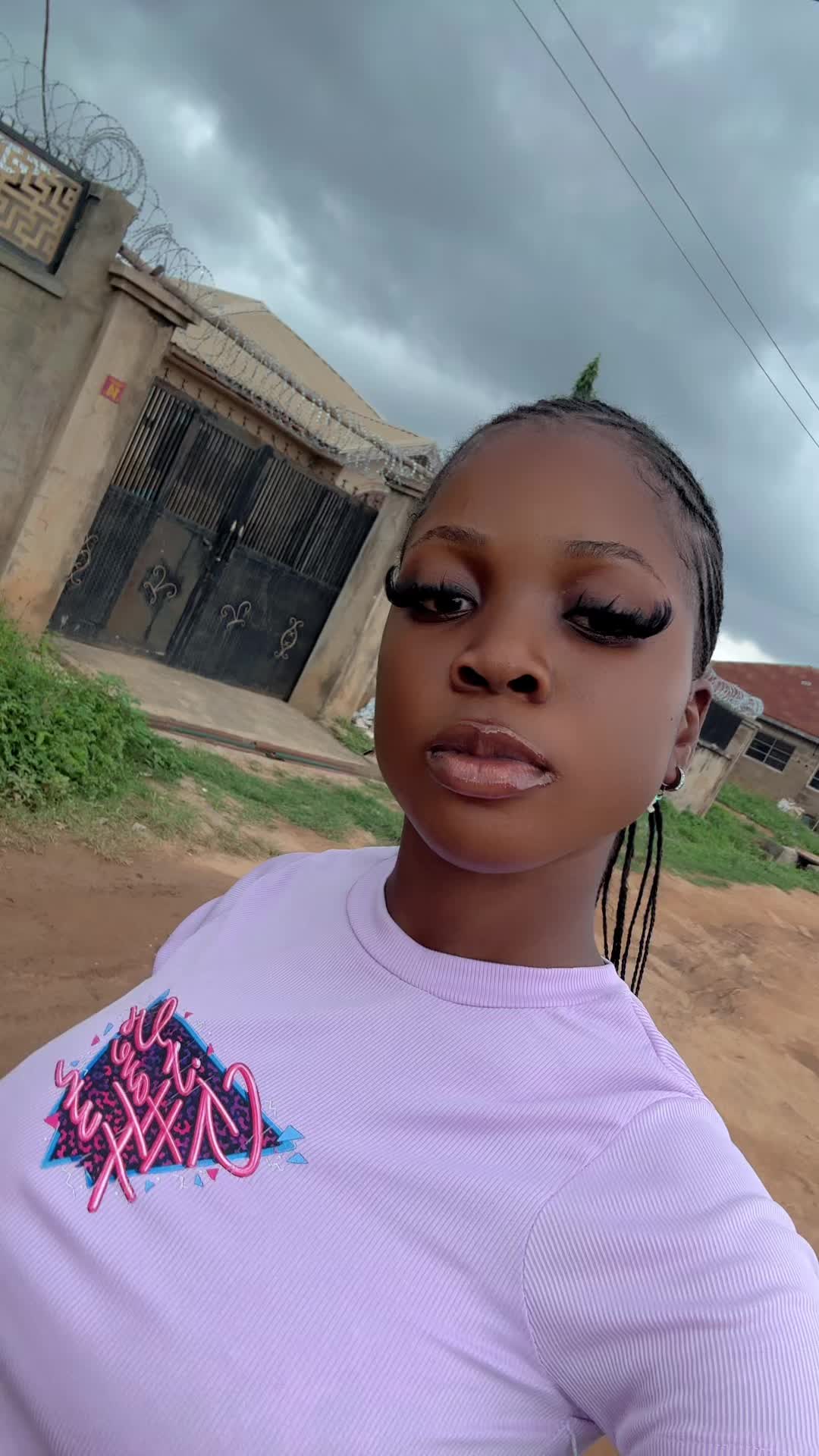 @Ajoke🦞omoge elede