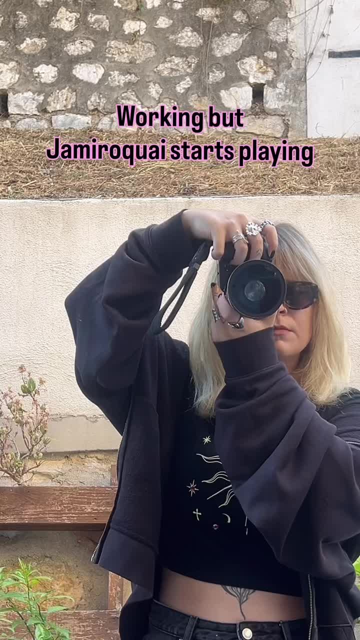 @Ana&iuml;s Di Gregorio