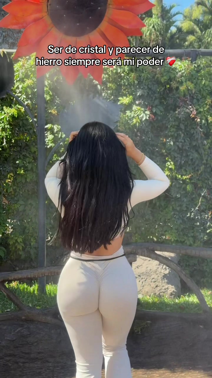 @Gabriela Rivas👅