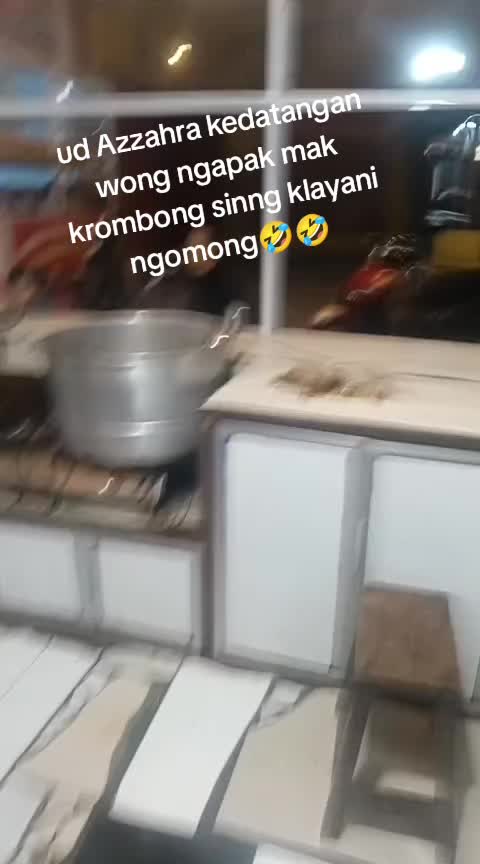 @Mak Krombong