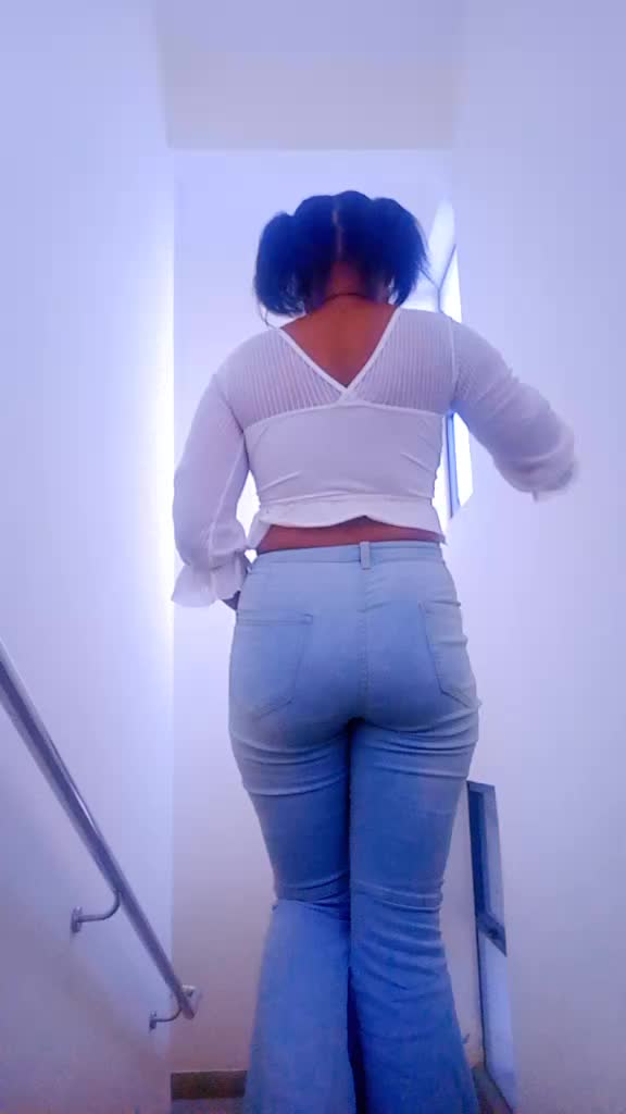 @Fashionable Dee 🥰