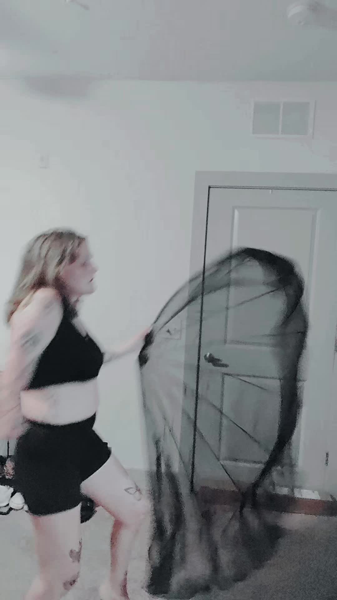 @HannahTheTripod