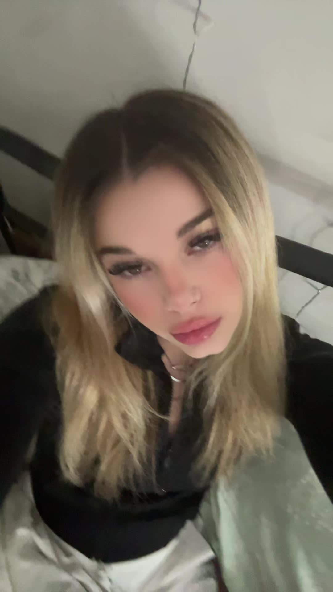 @lexie