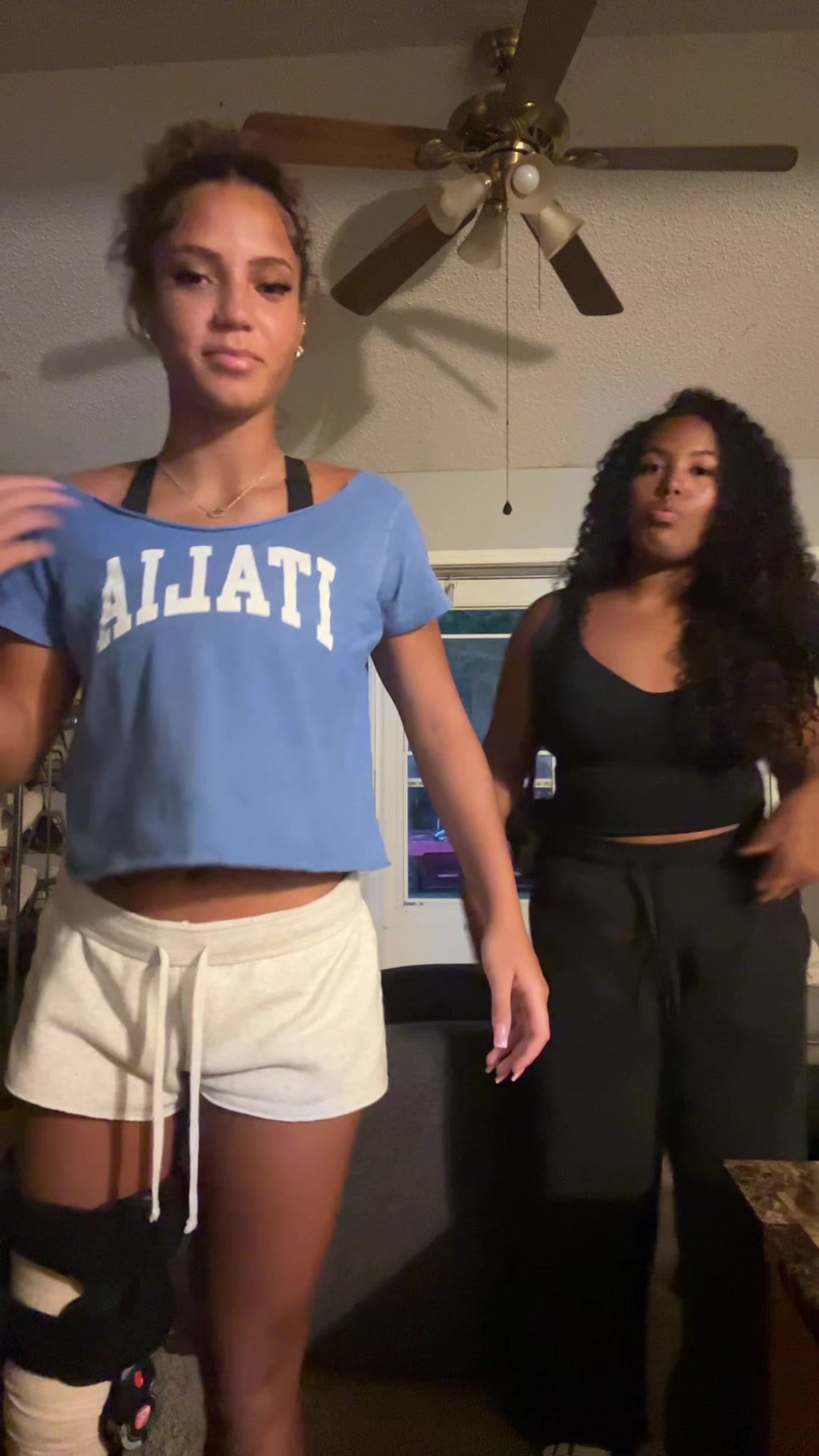@khloee ່