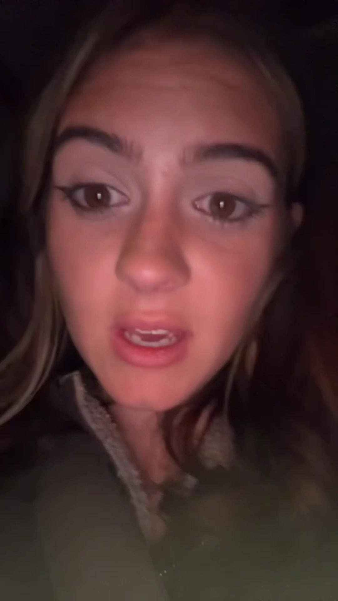 @Ella😘🦋