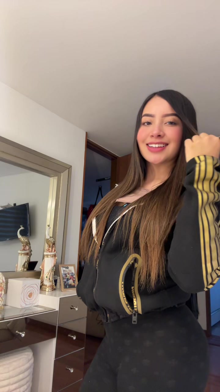 @Valentina