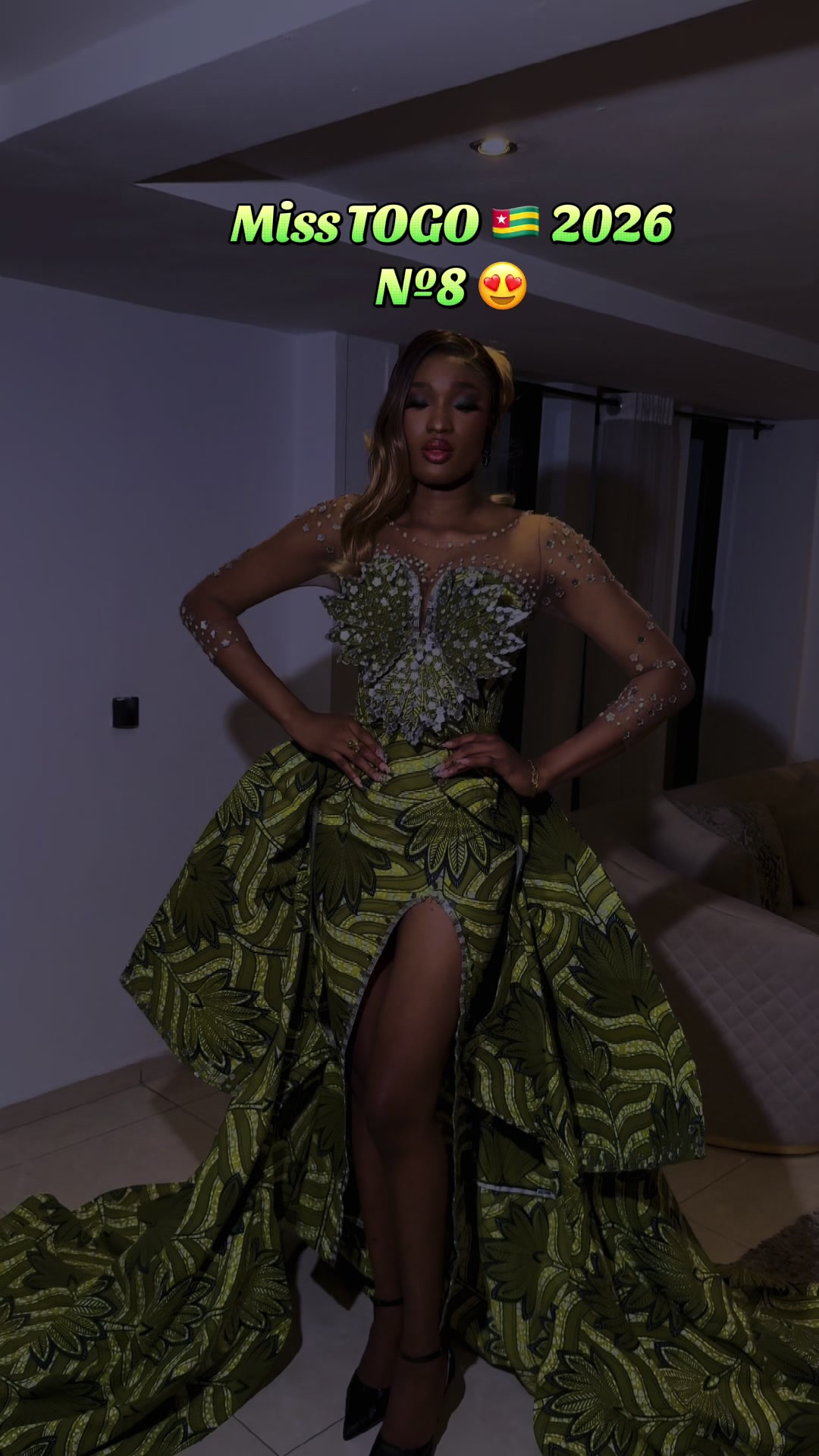 @Angèle EYOU 🇹🇬 👑