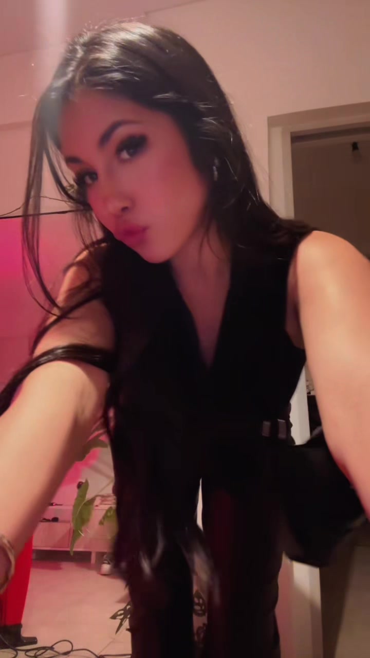@Leila González