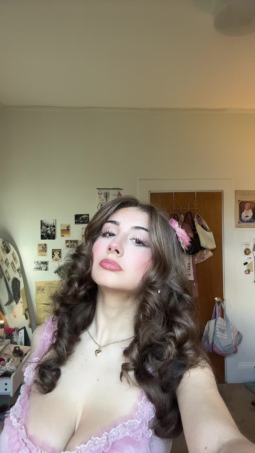 @Ana