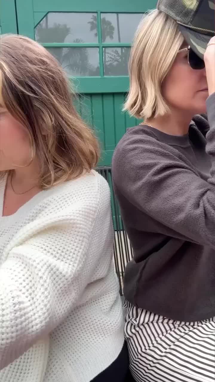 @Mia_Alexander