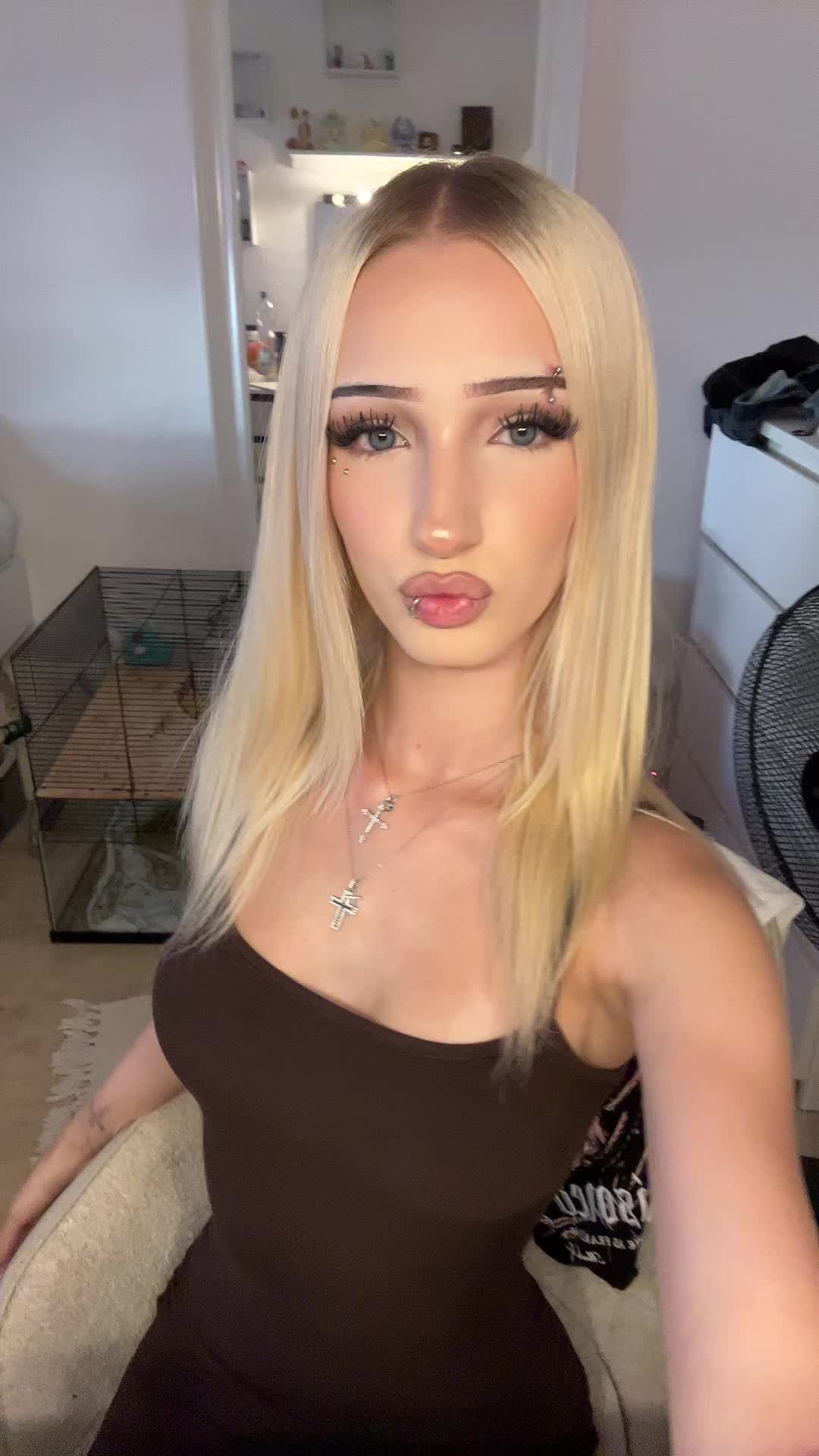 @️lisi🐰