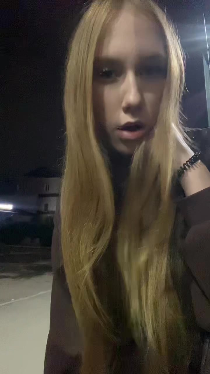 @клубничная