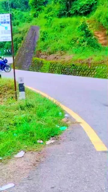 @Simple boy 😜