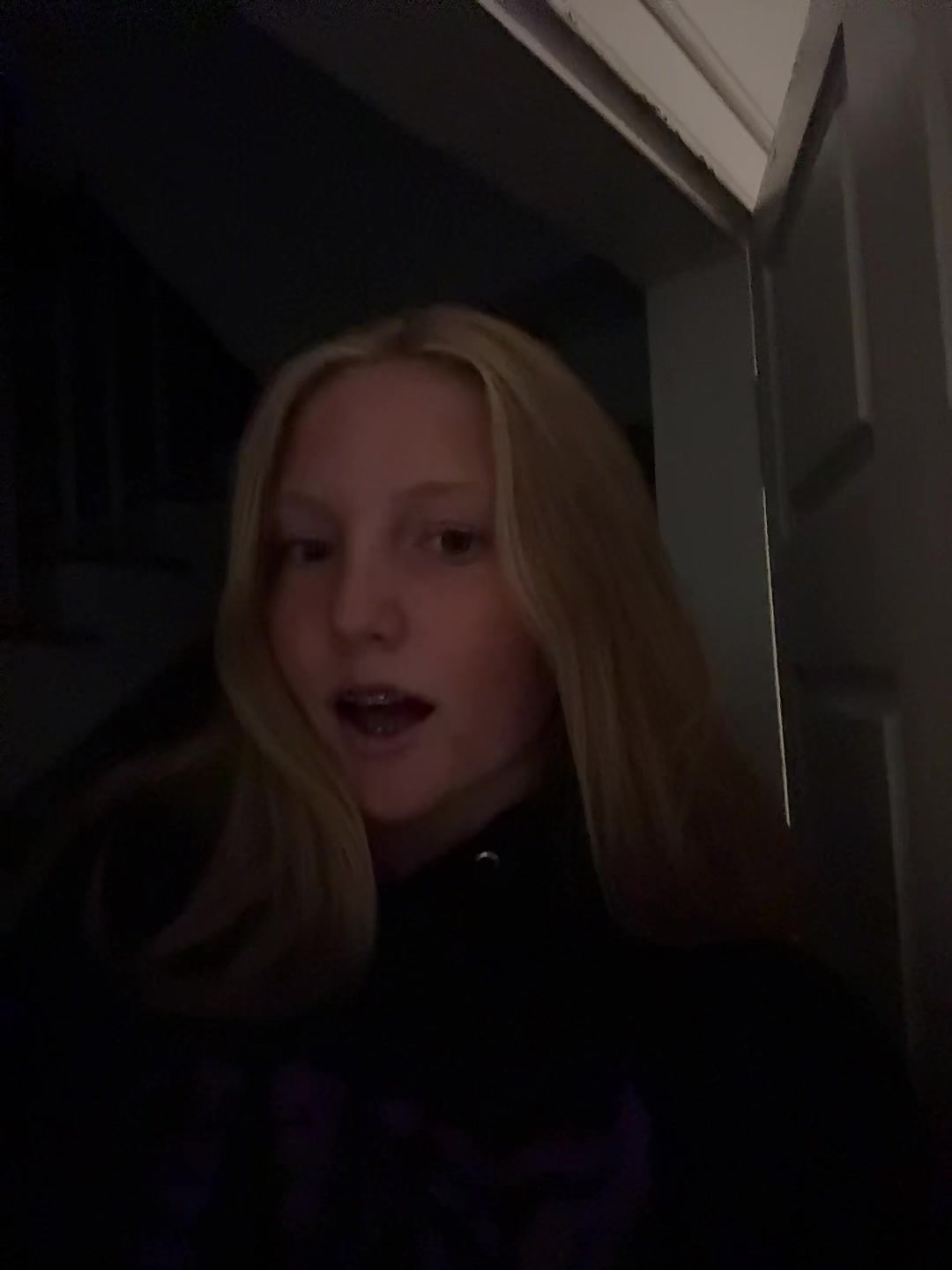 @Vivianspam34!!!