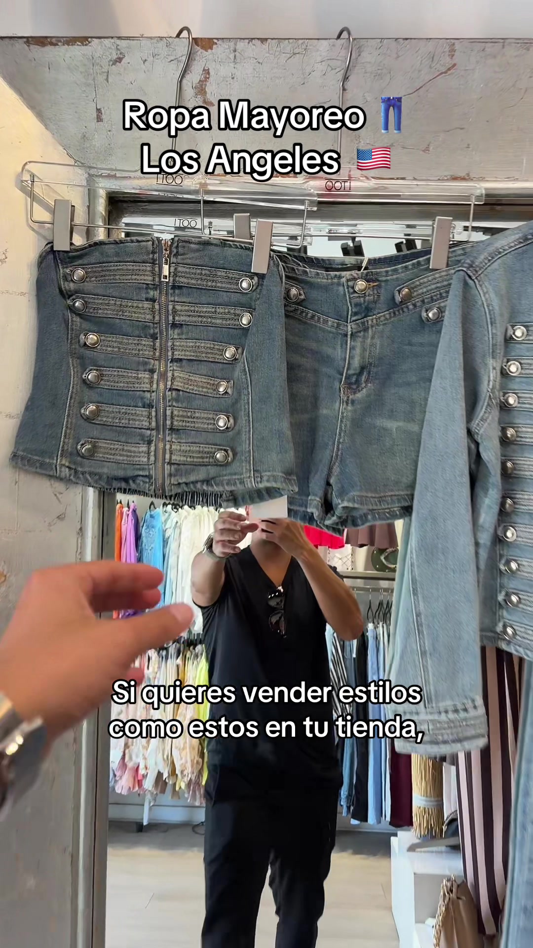@itoofashion