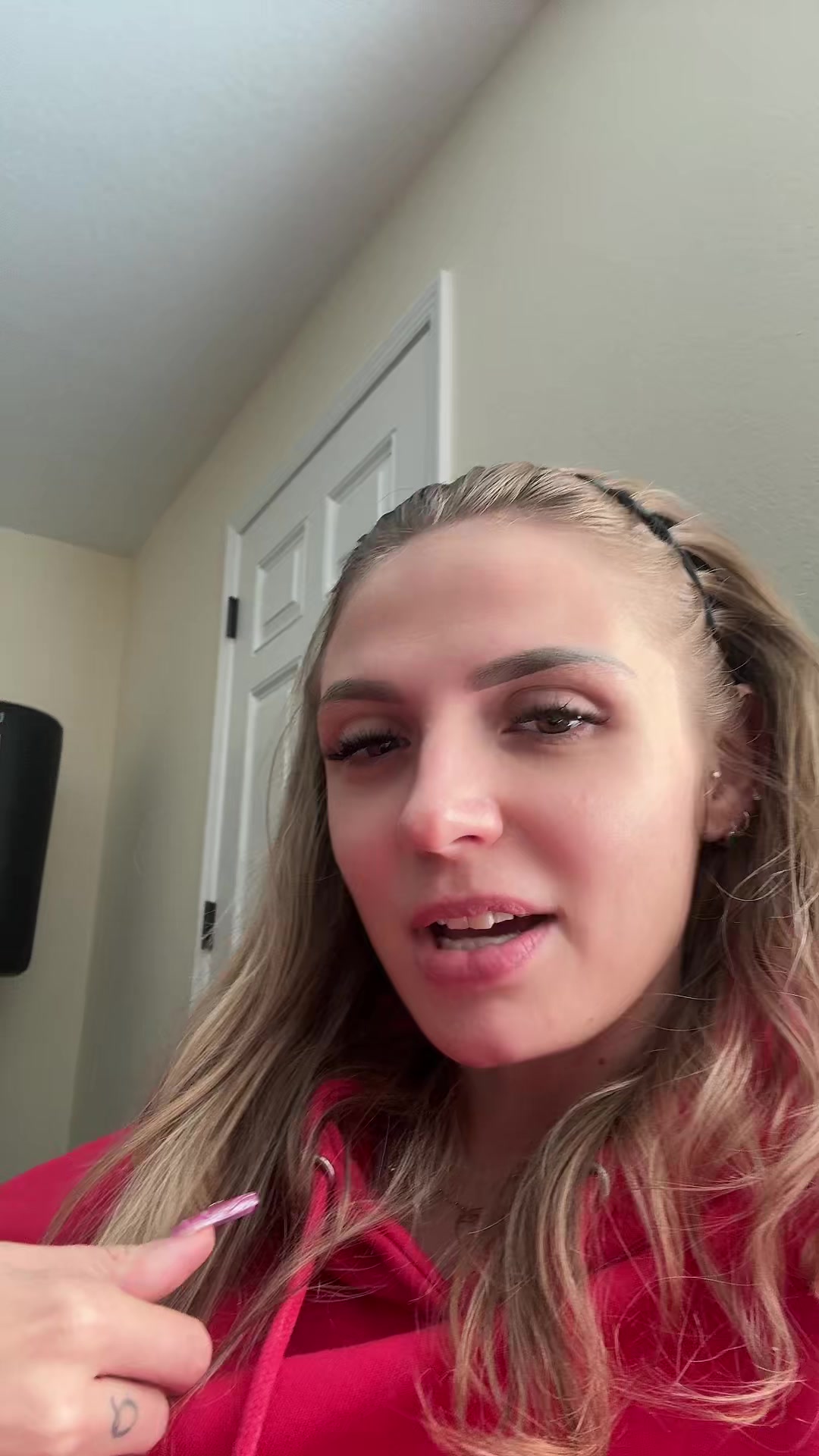 @niki&nicole