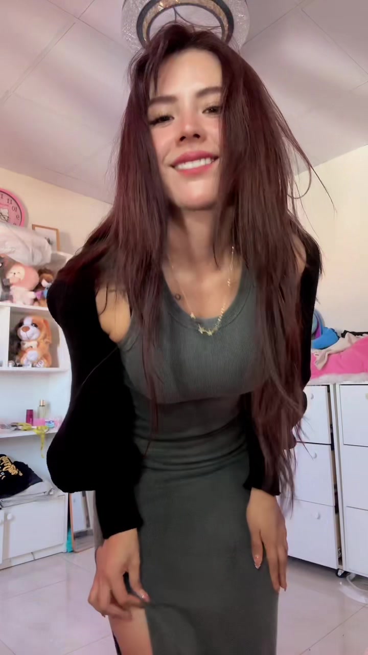 @Canelita 👄
