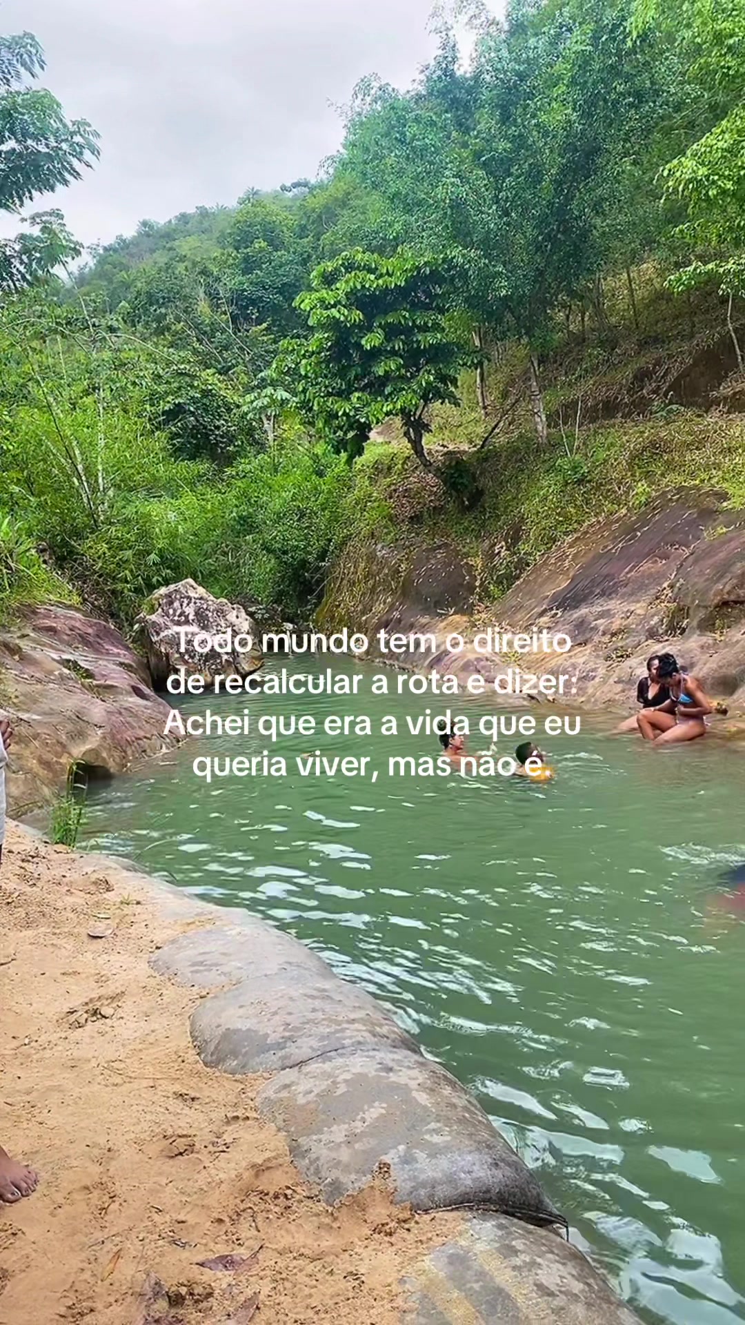 @caroolqueiroz_