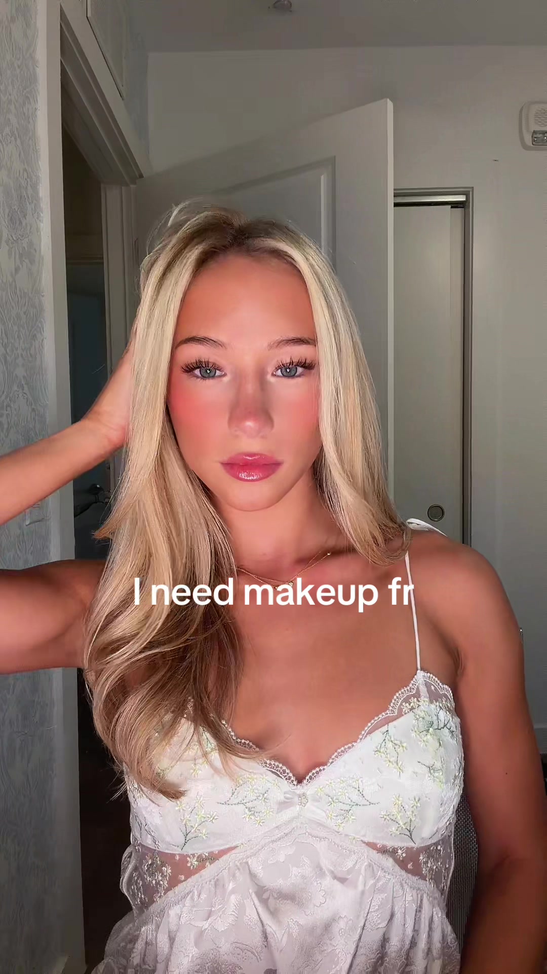 @char<3