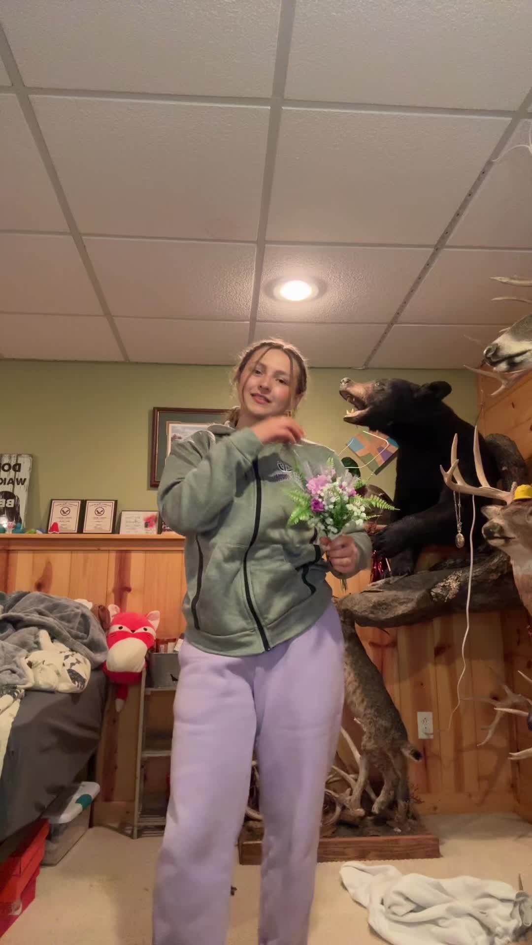 @Lauryn