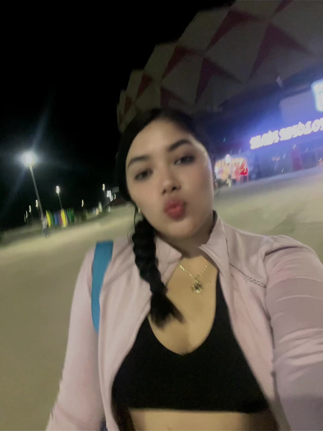 @Nelly Hern&aacute;ndez oficial 🐣