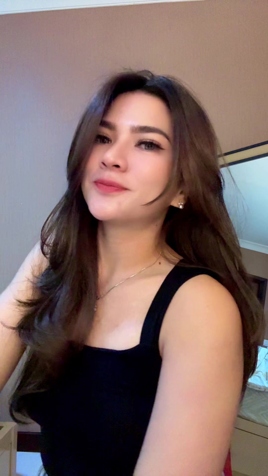 @Henipriskamakeup