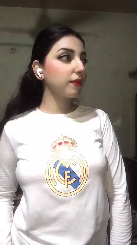 @ANAYA🧚♀️