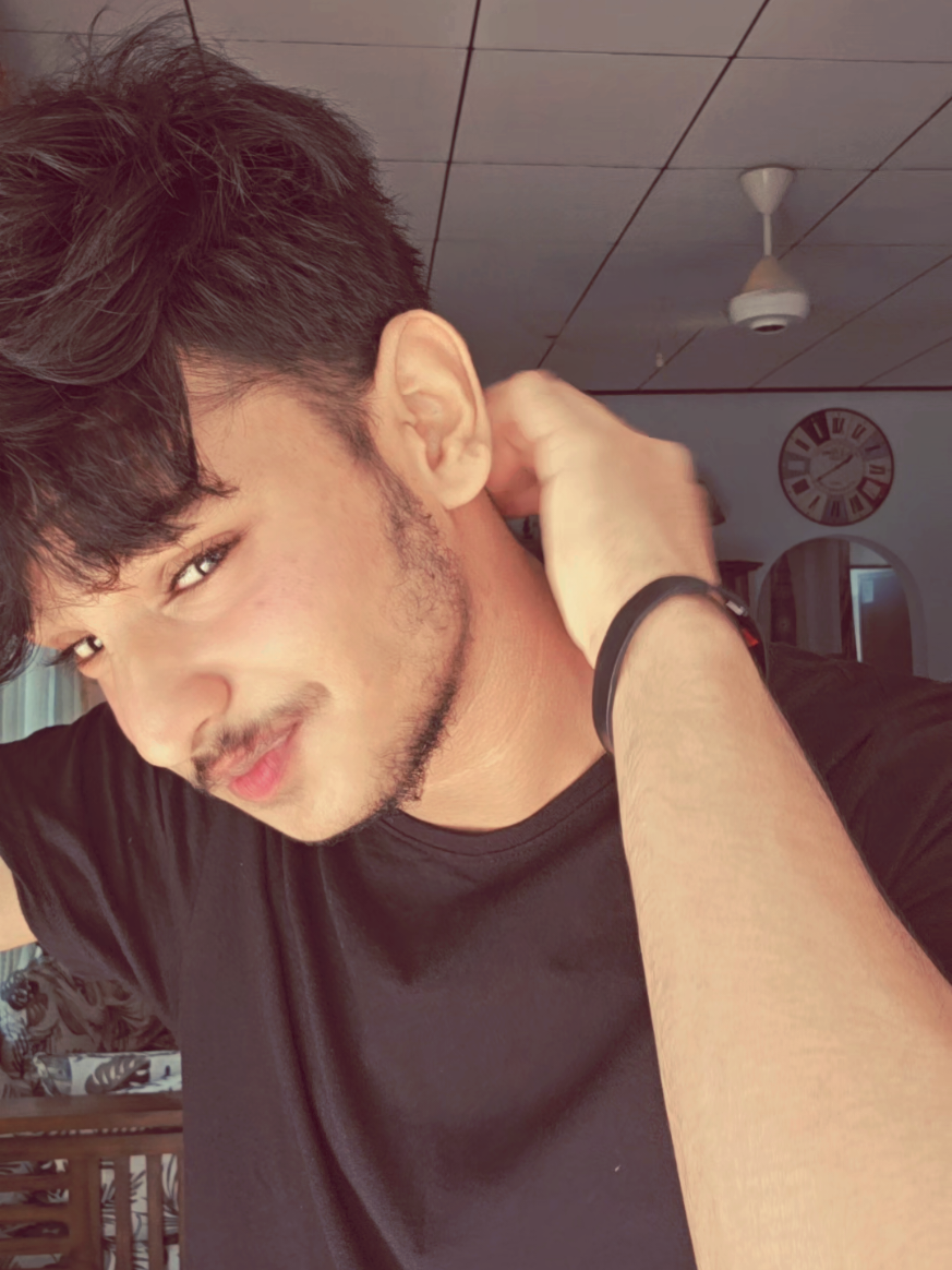 @𝙆𝙚𝙫𝙞𝙣𝙯𝙮 Tt 🫧😻